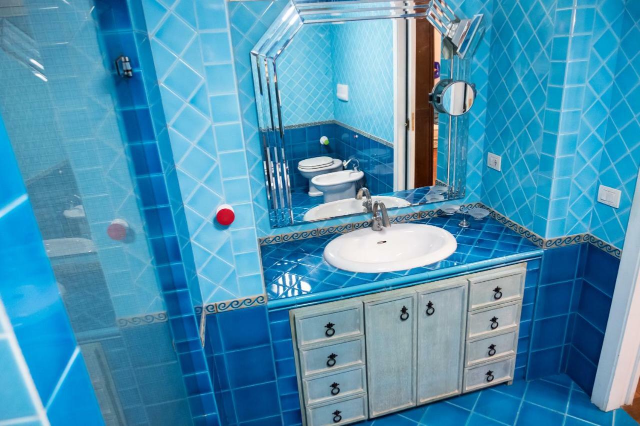 Hotel Il Salotto Di Nonna Cornelia 2 à Naples Extérieur photo