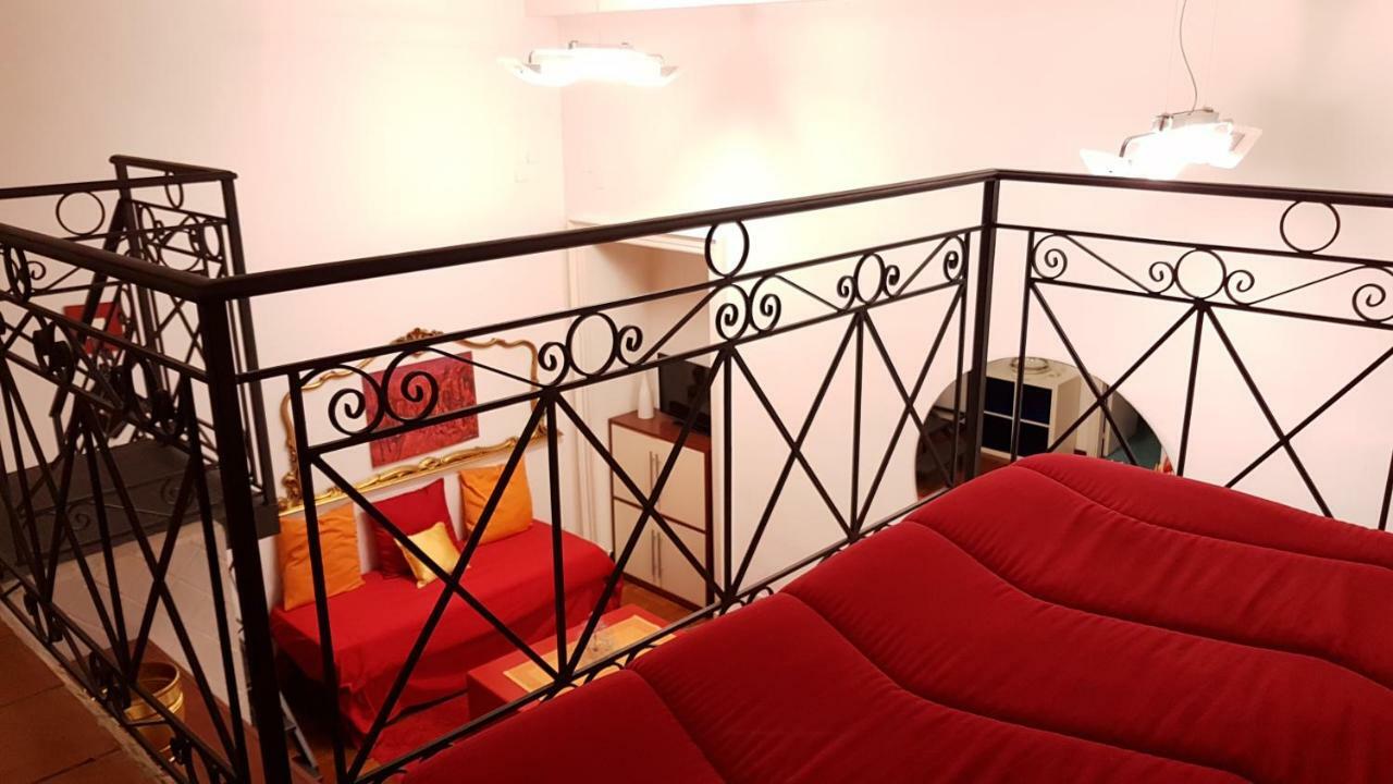Hotel Il Salotto Di Nonna Cornelia 2 à Naples Extérieur photo