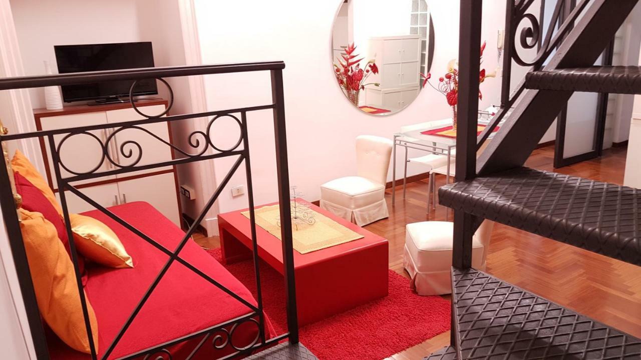 Hotel Il Salotto Di Nonna Cornelia 2 à Naples Extérieur photo