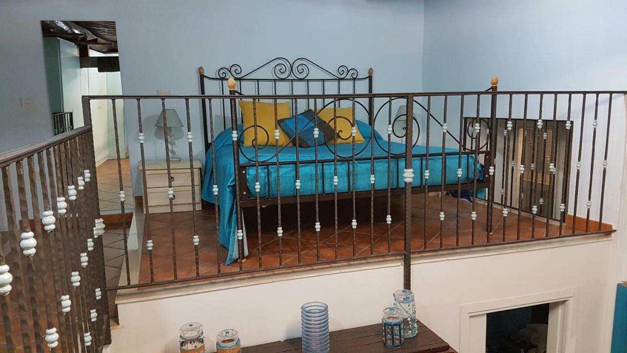 Hotel Il Salotto Di Nonna Cornelia 2 à Naples Extérieur photo